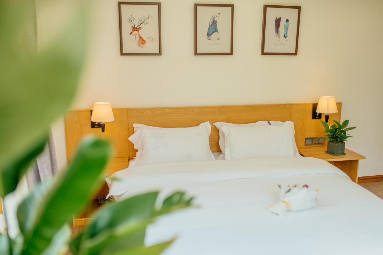 Aesthetic Design Of Ancient Town Hotel Дали Екстериор снимка